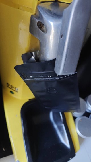 Molinillo Eléctrico Compak K-8, muelas 80mm planas