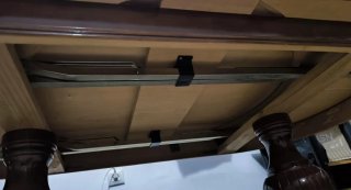 Mesa Extensible de Madera y 6 Sillas a Juego