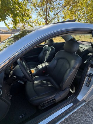 Mercedes-Benz CLK 2005