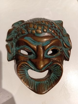 Máscara Antigua de Bronce