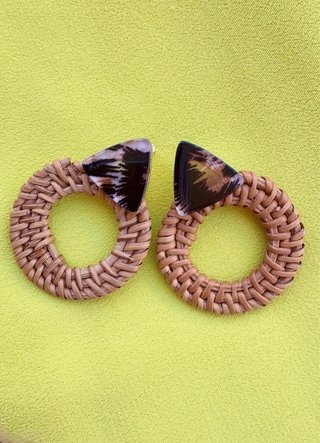 Pendientes de Rattan con Detalle Leopardo Mango