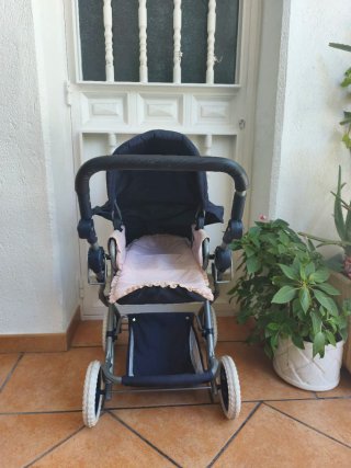 Carrito de Muñeca La Nina