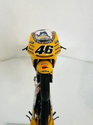 Liquidazione! Honda NSR500 Valentino Rossi 2001