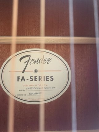 Guitarra Fender FA-235E Concierto Natural