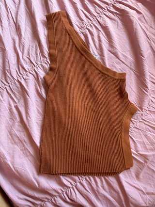 Top asimétrico Zara naranja