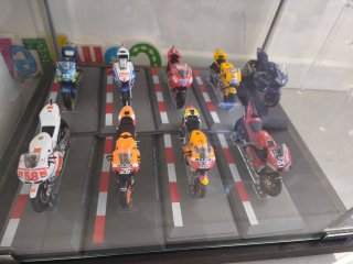 Set di 8 modellini moto MotoGP