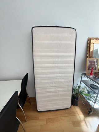 Cama individual con somier