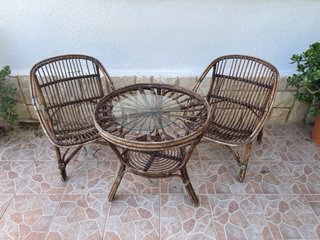 Set de Mesa y Sillas de Jardín