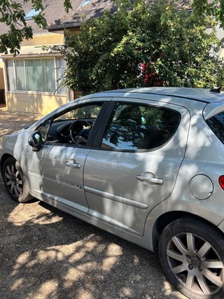 Peugeot 207 2006