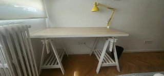 Mesa Ikea con Caballetes de Madera 6 unidades