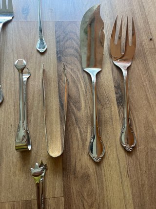 Set de 12 Cubiertos de Servicio