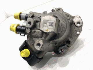 Bomba de alta presión VW Golf VII Variant (BA5, BV5) 2013-2022 1.6 TDI 04B130755F