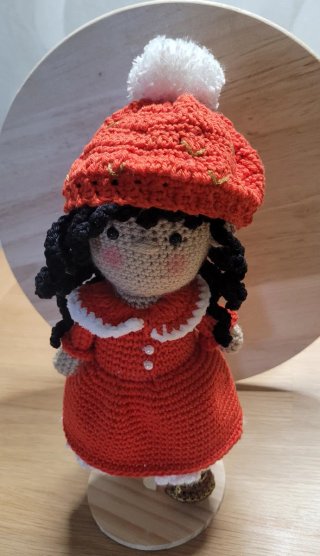 Muñeca Amigurumi Artesanal
