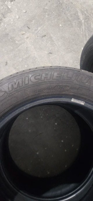 4 Neumáticos Michelin 225/55 R17