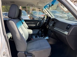 MITSUBISHI Montero 3.2 DID Spirit
