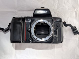 *OFERTA* Cámara Nikon N8008 AF + Nikon AF 35-70mm