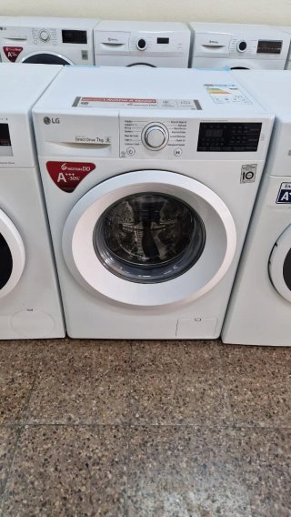 Lavadora LG Direct Drive 7kg 1400rpm clase A +++