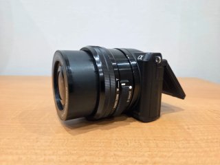 Sony A5100 + Lente 16-50mm OSS