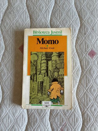 Libro Momo - Michael Ende (Editorial Alfaguara)