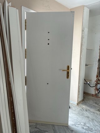 Puerta de entrada blanca 81 cm