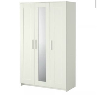 Armario IKEA de 3 puertas con espejo