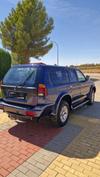 Mitsubishi Montero 2002