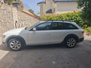Audi A4 Allroad 2011