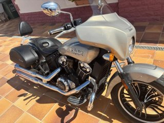Indian Scout Moto Cruiser