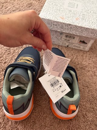 Zapatillas con luces para niño talla 32