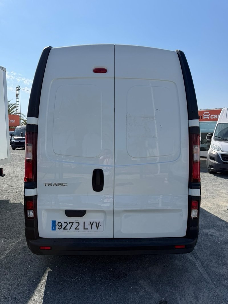 Renault Trafic 2022, foto 3
