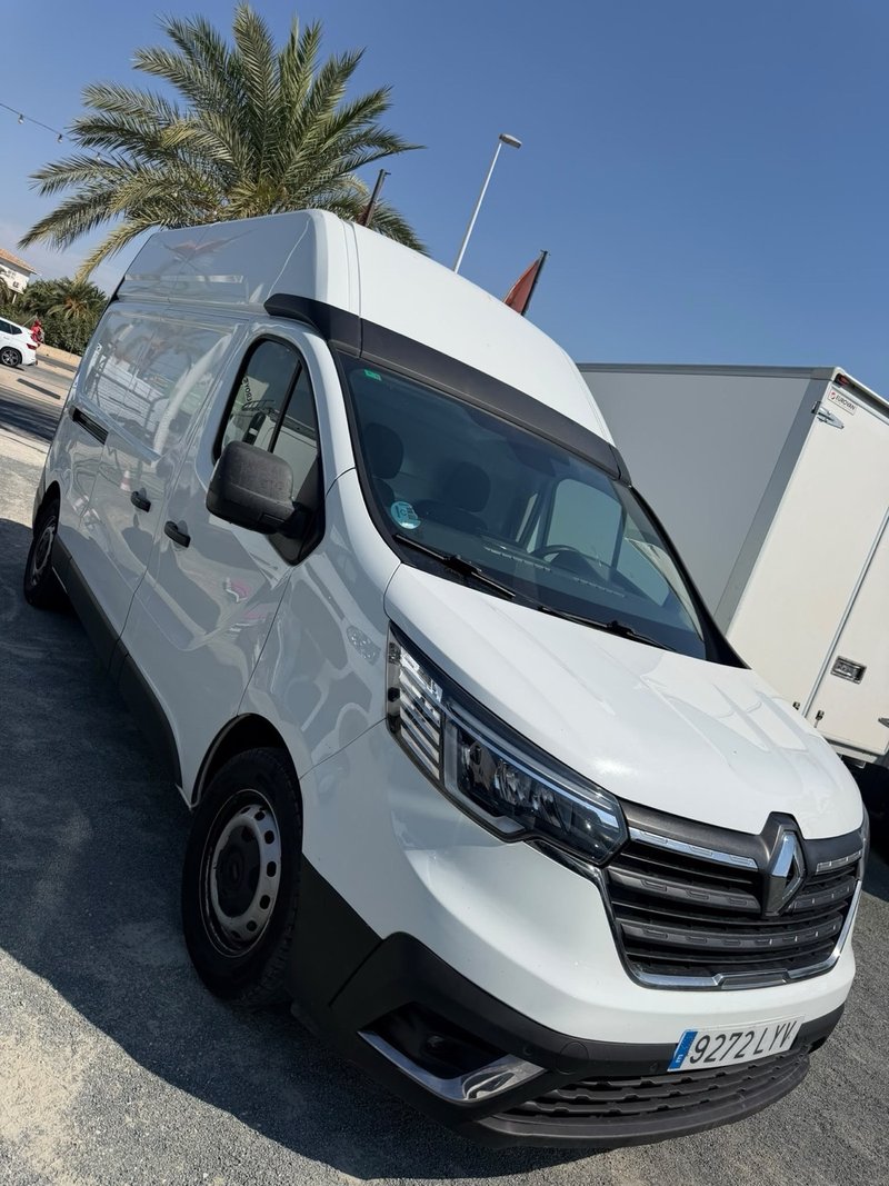 Renault Trafic 2022, foto 2