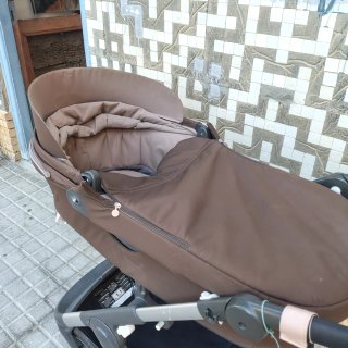 Carro Stokke Trailz Marrón