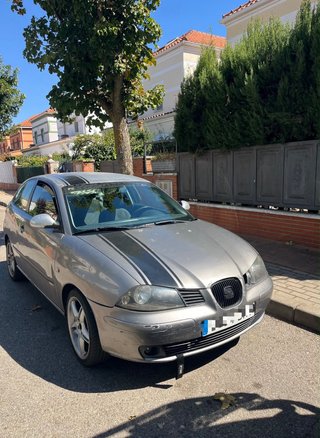 SEAT IBIZA