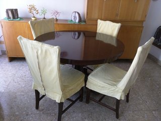Juego de comedor mesa redonda y 6 sillas Vintage