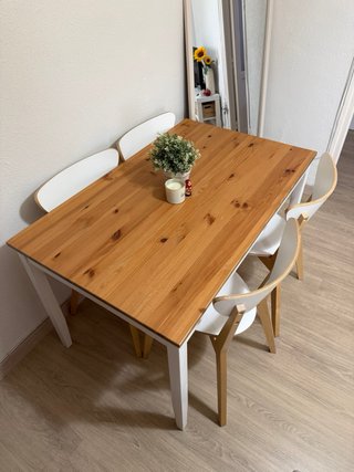 Mesa LERHAMN + 4 Sillas NORDMYRA IKEA