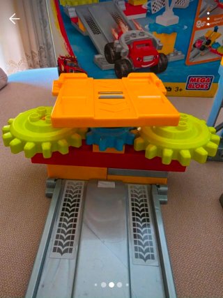 Circuito Blaze y los Monster Machines