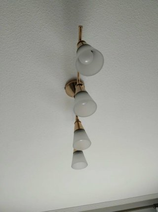 Lámpara colgante dorada y cristal