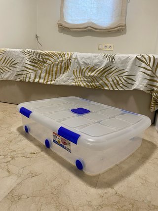 2 Cajas de plástico con ruedas 56L