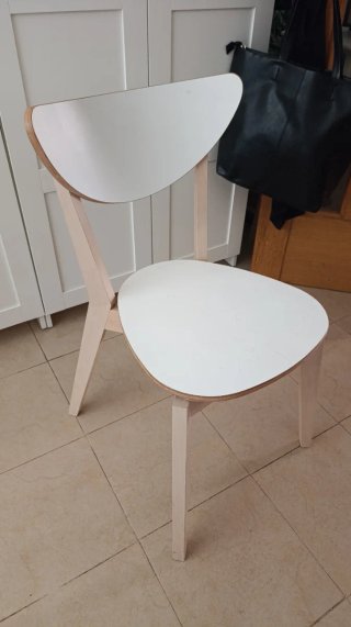 4 Sillas madera blanca y beige