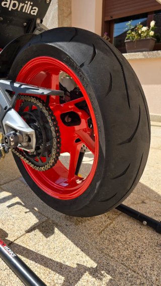Aprilia RS660 100cv | 2022 | Acid gold