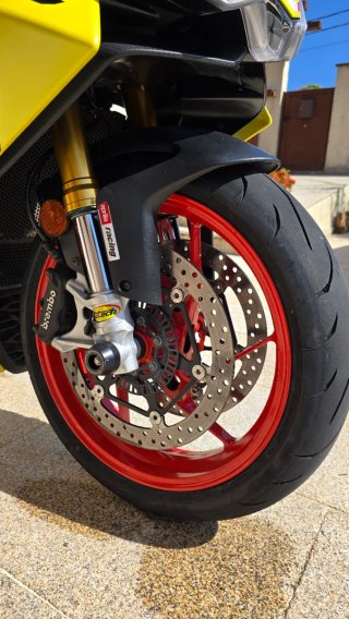 Aprilia RS660 100cv | 2022 | Acid gold