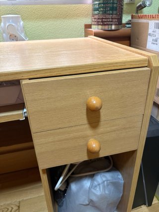 Cama individual de madera con somier