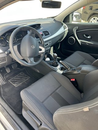 Renault Megane  coupe 2010