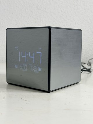 Radio Reloj Despertador SONY ICF C1 PJ