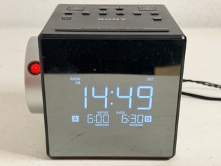 Radio Reloj Despertador SONY ICF C1 PJ