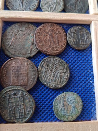 Lote de 30 Monedas Romanas Antiguas