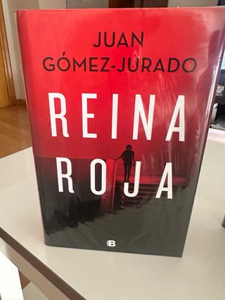 Trilogia reina roja, loba negra, rey blanco