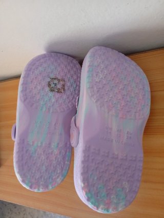 Zuecos Primark Sirena Lila n° 29