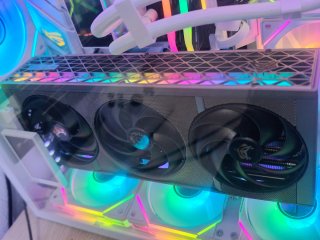 AMD Radeon RX 9070 XT