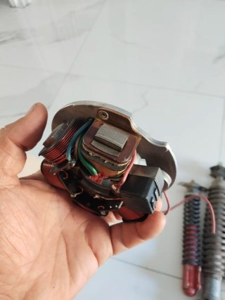 Amortiguadores y Alternador para Vespa